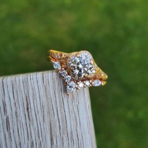 custom contoured wedding bad created by the jeweler ryan