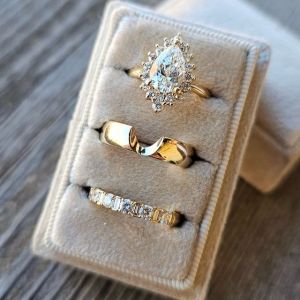 custom women's wedding bands created by The Jeweler Ryan